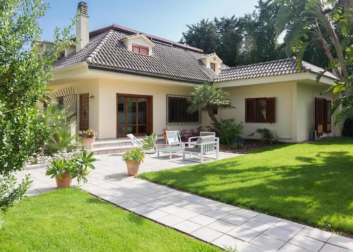 Villa Castelforte, Con Piscina A Mondello